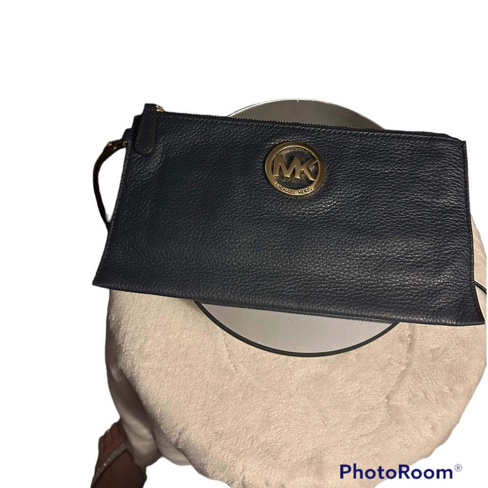 Michael Kors Fulton Zip Clutch Wristlet Navy